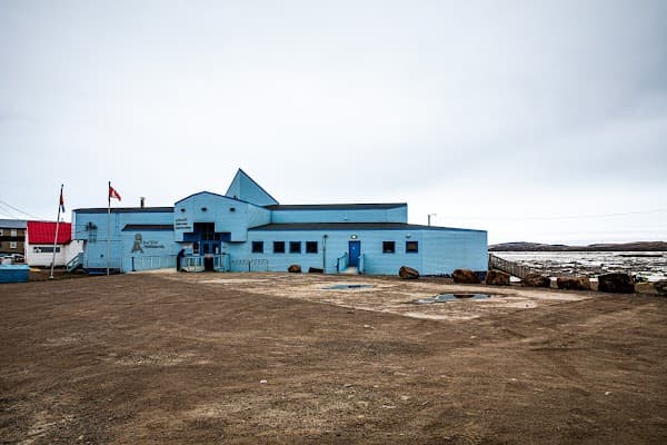 Unikkaarvik Visitor Centre ᐳᓚᕋᖅᑐᓄᑦ ᑐᑭᓯᒋᐊᕐᕕᒃ