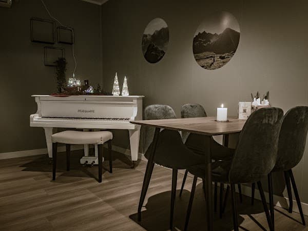 Roalden Kafè og Mathus AS